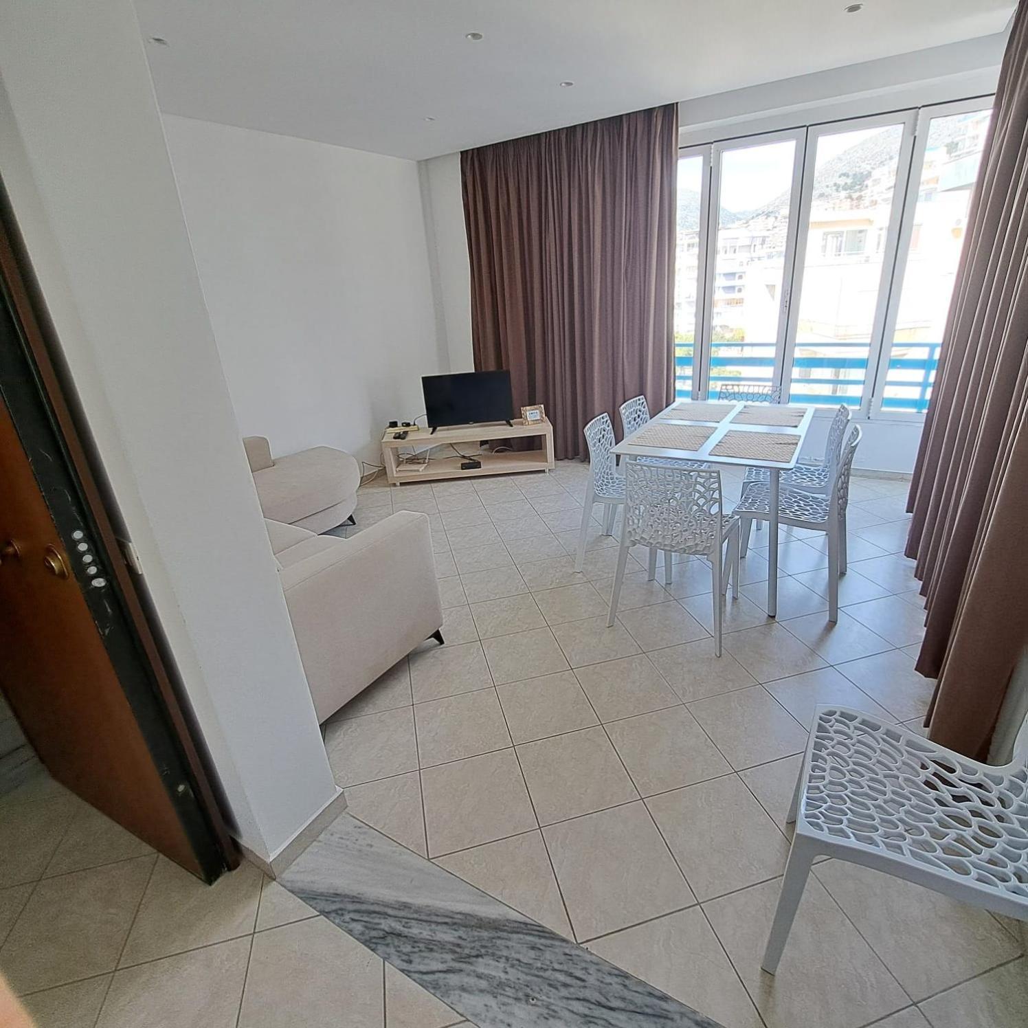 Apart-Hotel Alvi Sarandë Eksteriør billede