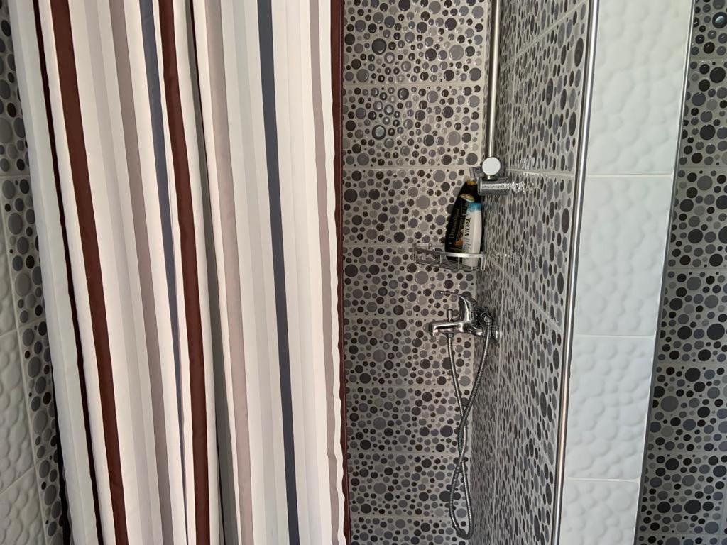 Apart-Hotel Alvi Sarandë Eksteriør billede