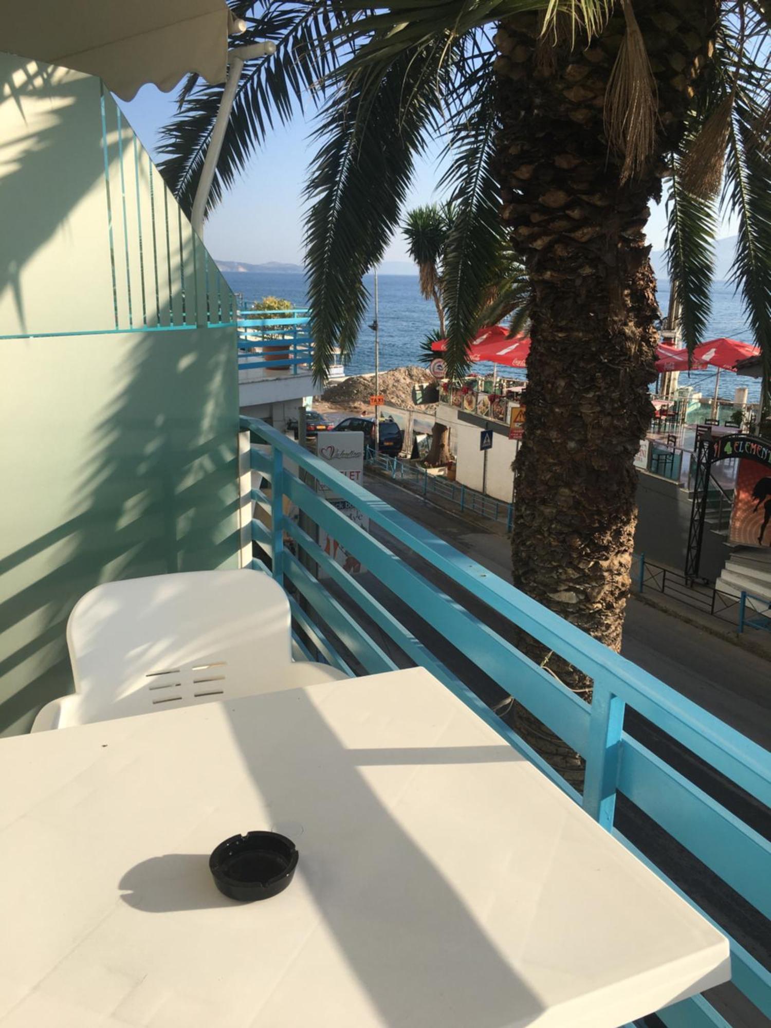 Apart-Hotel Alvi Sarandë Eksteriør billede